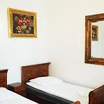 Metropolitan 3*