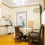 Metropolitan 公寓式酒店 3*