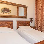 Metropolitan 3*